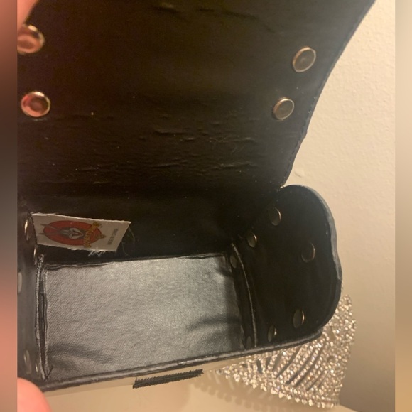 VTG Tweety Bird Mini bag! Looney Tunes trademarked merch! RARE! Vinyl pursette - Picture 7 of 9